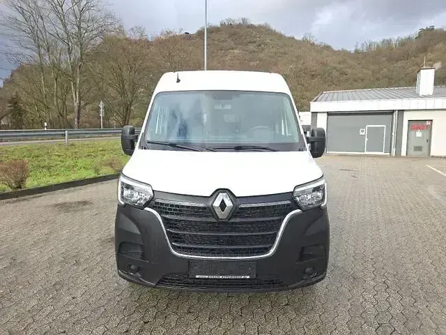 Używany Renault Master 149 KM (109 kW) 2020 Biały Minivan
