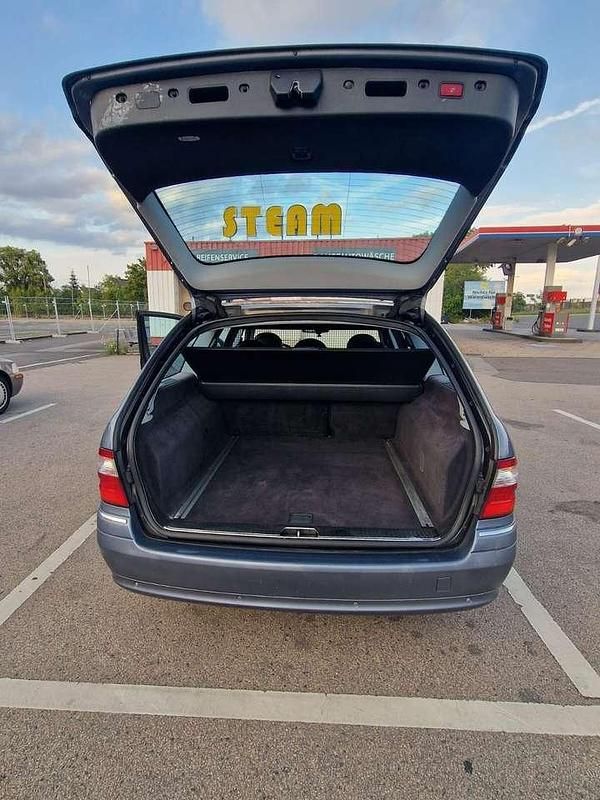 Gebraucht 2005 Mercedes E350 Elegance Kombi | 3.500 € (Superpreis) - Bild 1/4
