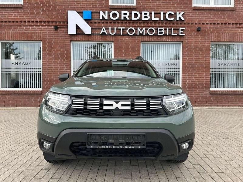 Gebraucht Dacia Duster Acces 91 PS (66 kW) 2023 Staubgrau SUV