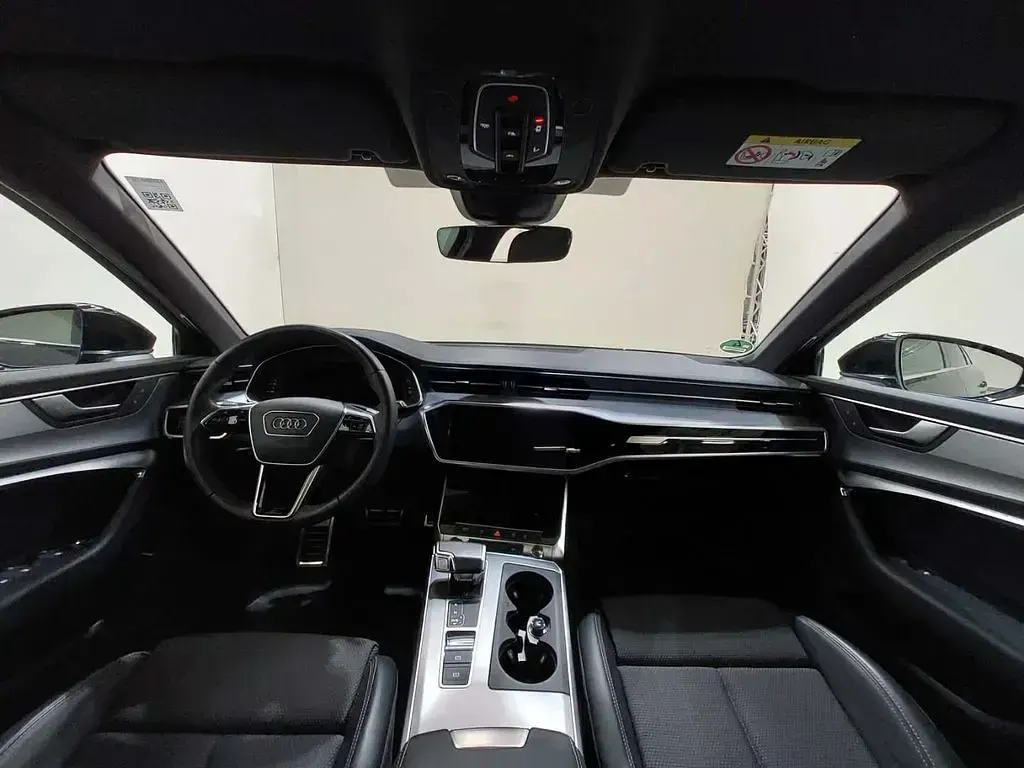 Second-hand Audi A6 Sport 204 CP (150 kW) 2023 Negru Break