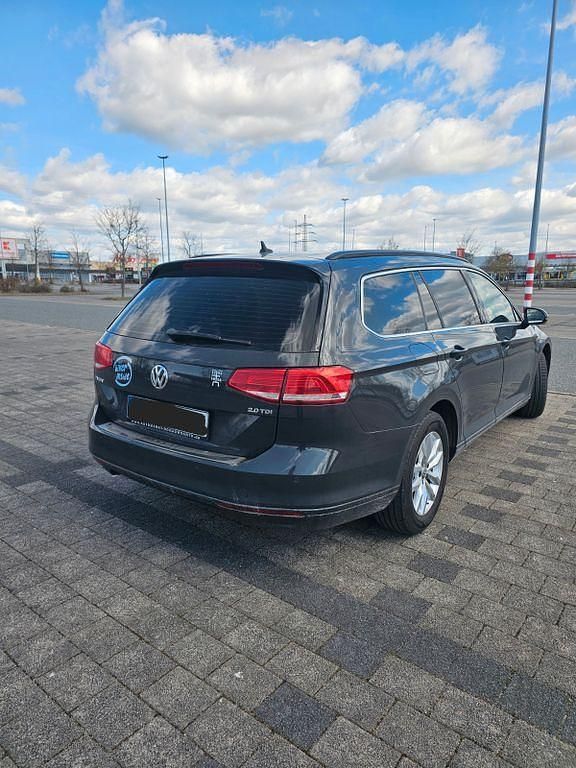 Gebraucht VW Passat Comfortline 150 PS (110 kW) 2017 Grau Kombi