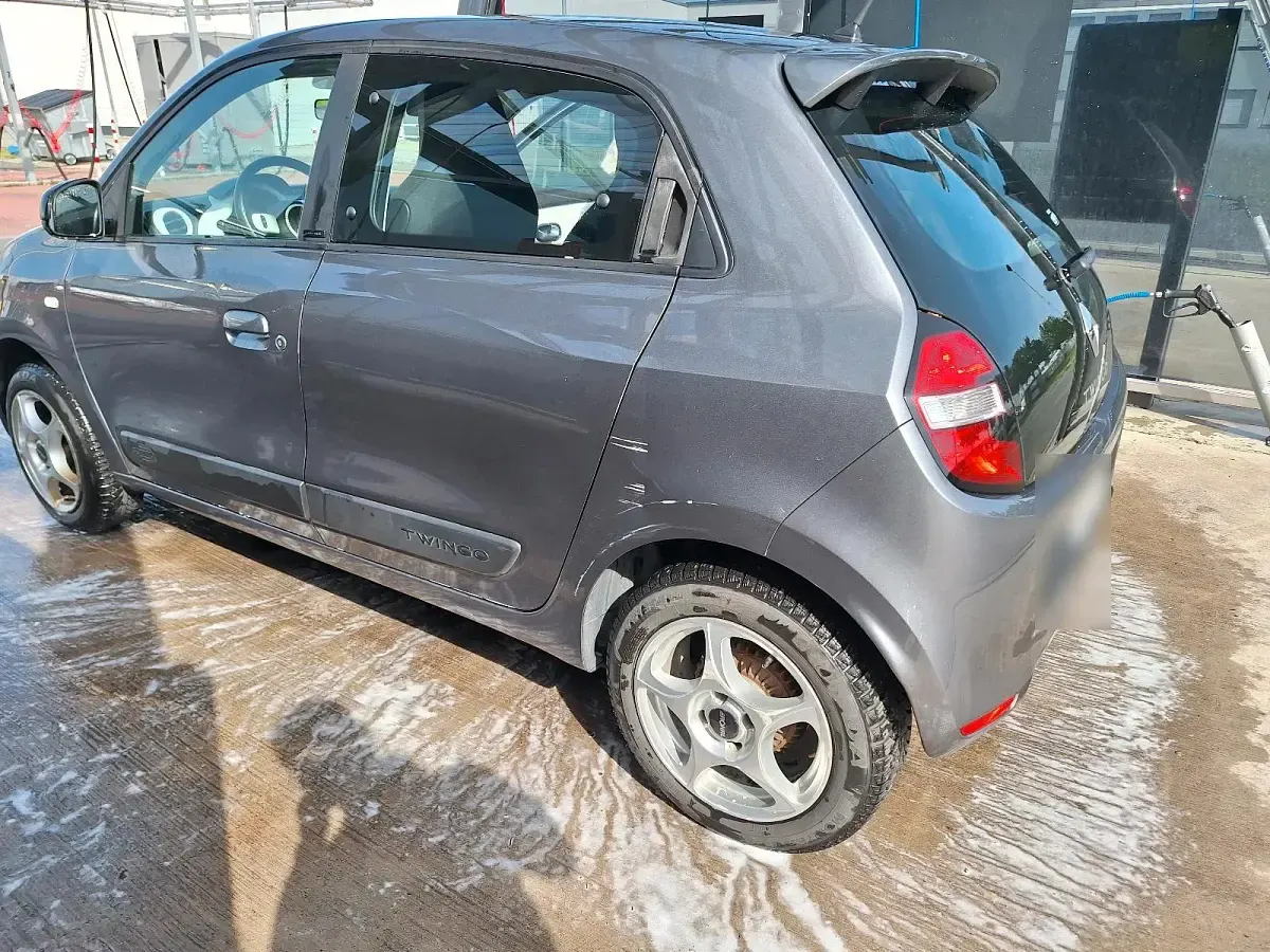 Gebraucht Renault Twingo LIMITED 75 PS (55 kW) 2017 Grau Kleinwagen