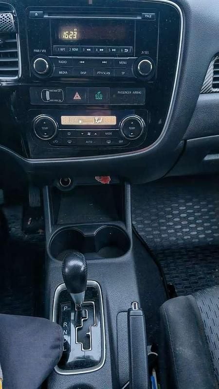 Gebraucht Mitsubishi Outlander Invite 150 PS (110 kW) 2013 SUV