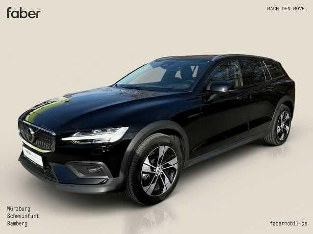 Gebraucht Volvo V60 CC Ultimate 197 PS (144 kW) 2022 Schwarz Kombi