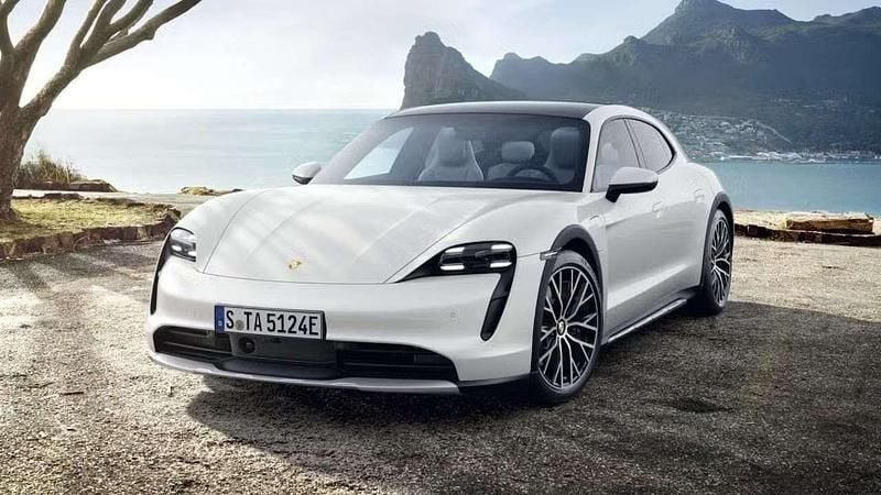 Carraraweißmetallic Gebraucht 2022 Porsche Taycan Cross Turismo Kombi | 69.690 € (Fairer Preis) - Bild 1/4