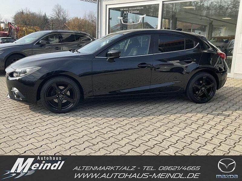 Gebraucht Mazda 3 Center-Line 120 PS (88 kW) 2015 Onyxschwarz metallic Limousine