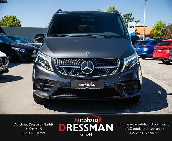 Gebraucht Mercedes V250 AMG 190 PS (139 kW) 2022 Grau Van / Kleinbus