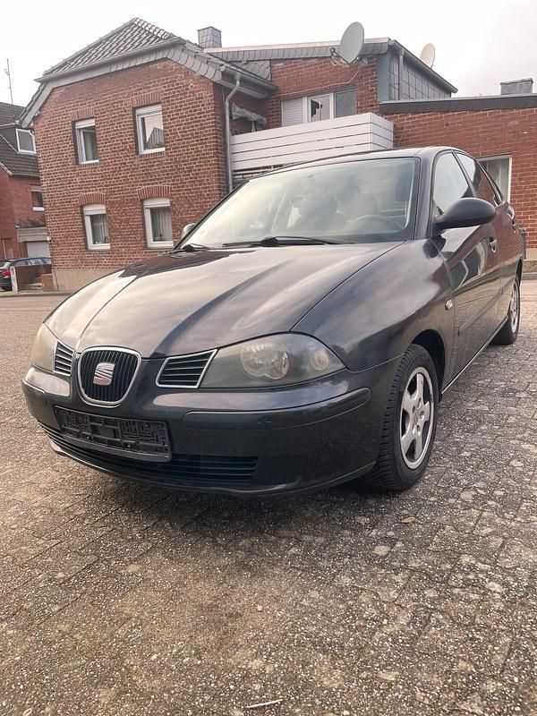 Gebraucht Seat Ibiza 64 PS (47 kW) 2004 Schwarz Kleinwagen