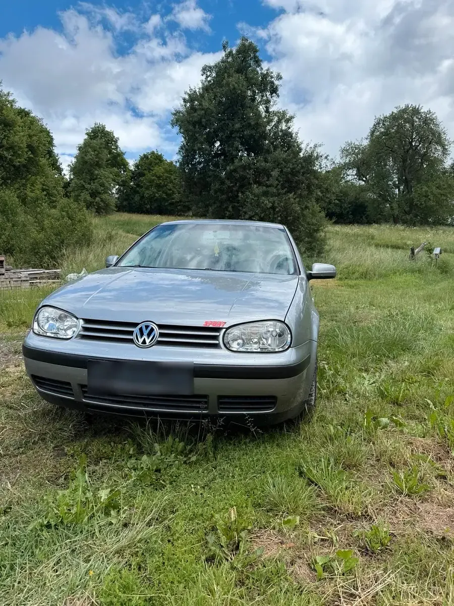 Gebraucht VW Golf IV 75 PS (55 kW) 2004 Grau Kleinwagen