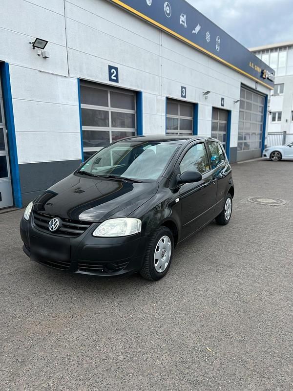 Gebraucht VW Fox 55 PS (40 kW) 2007 Schwarz Kleinwagen