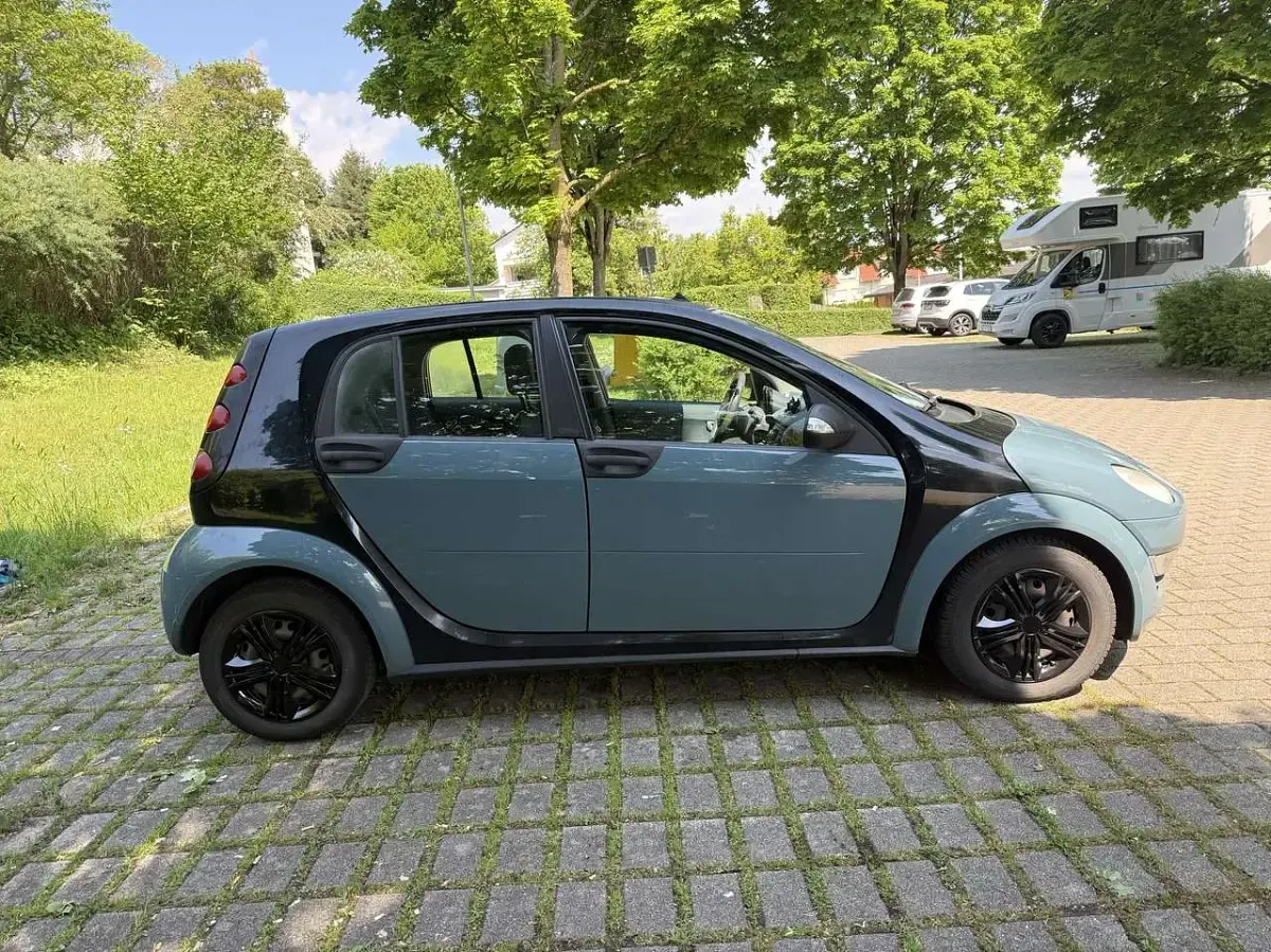 Occasion Smart ForFour Pulse 75 ch (55 kW) 2005 Bleue Citadine