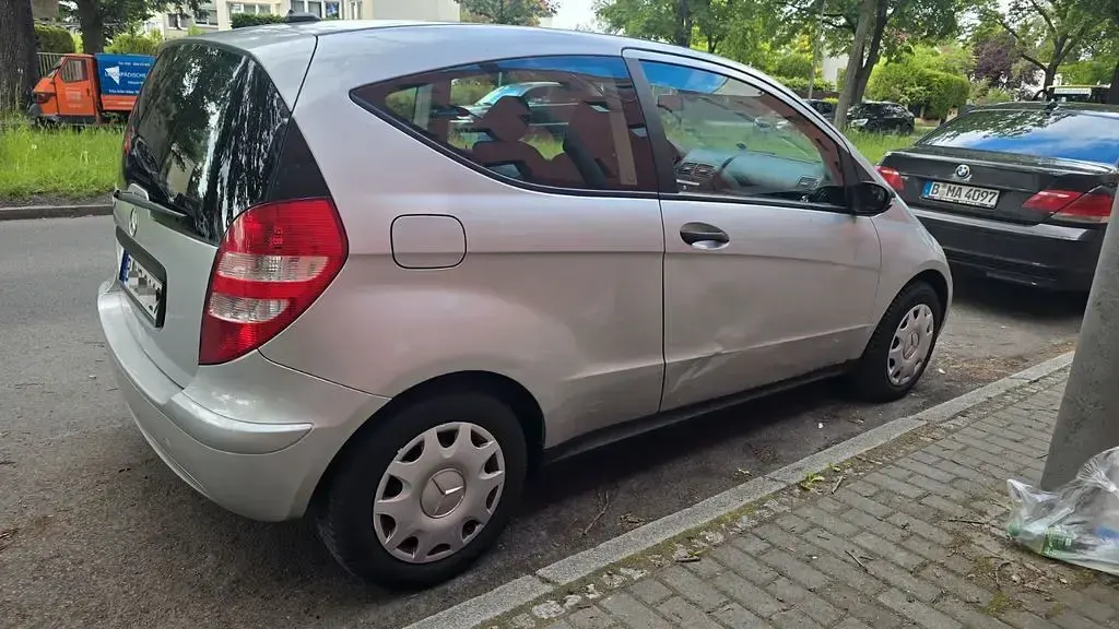 Gebraucht Mercedes A150 Classic 95 PS (69 kW) 2005 Silber Limousine