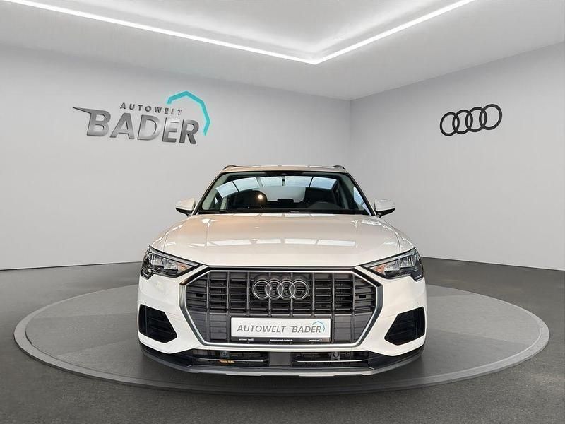 Gebraucht Audi Q3 Ambiente 150 PS (110 kW) 2022 Ibisweiß SUV