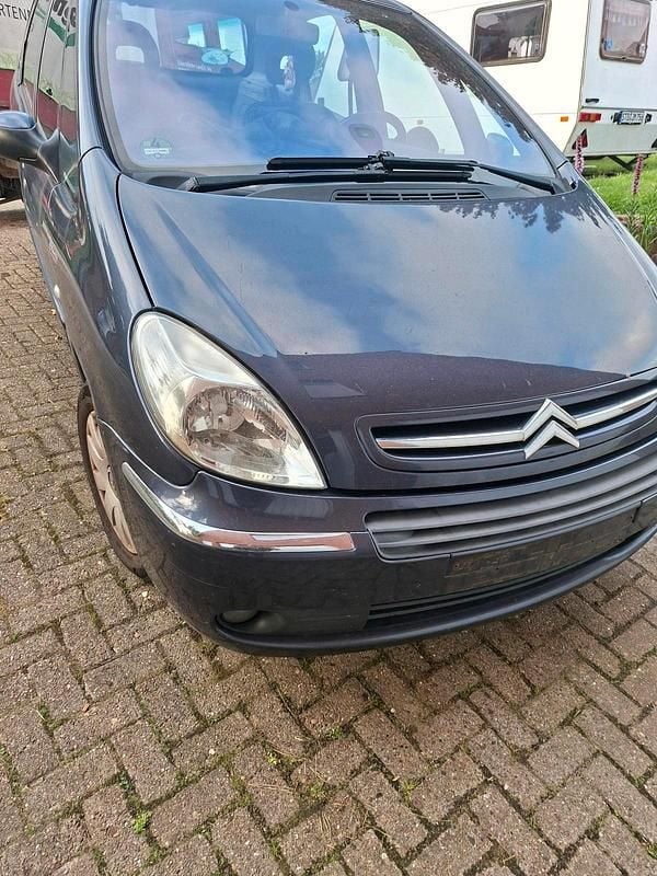 Blau Gebraucht 2007 Citroën Xsara Picasso Van / Kleinbus | 700 € (Guter Preis) - Bild 1/4