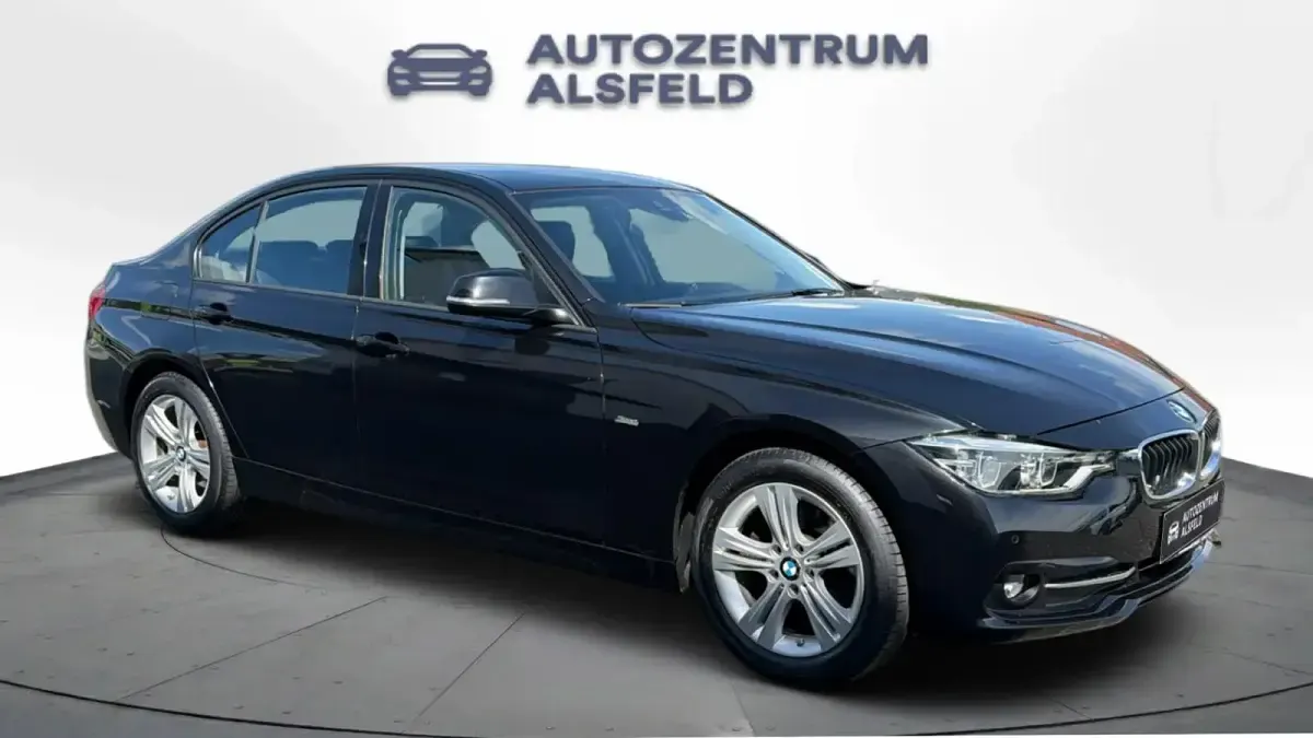 Gebraucht BMW 320 190 PS (139 kW) 2016 Schwarz Limousine