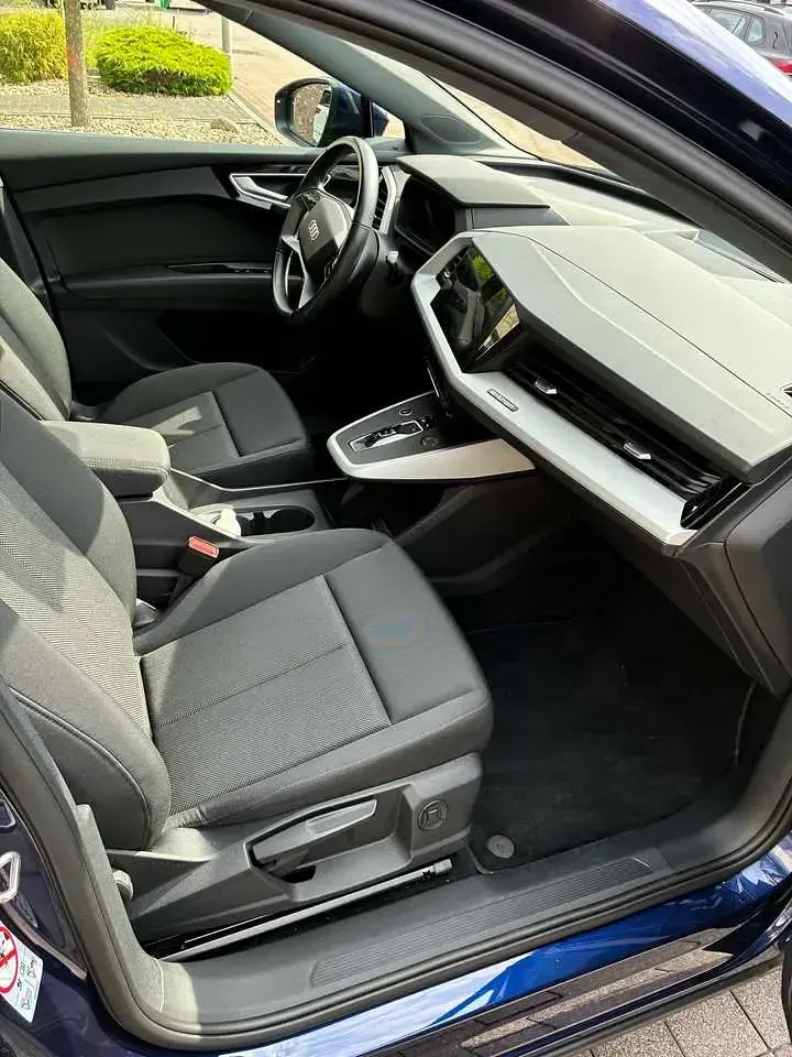 Gebraucht Audi Q4 Sportback e-tron 150 kW (204 PS) 2023 Blau SUV