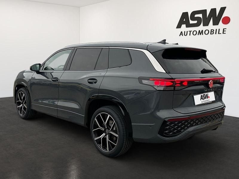Neu VW Tayron R-line 193 PS (141 kW) 2025 Delfingrau metallic SUV