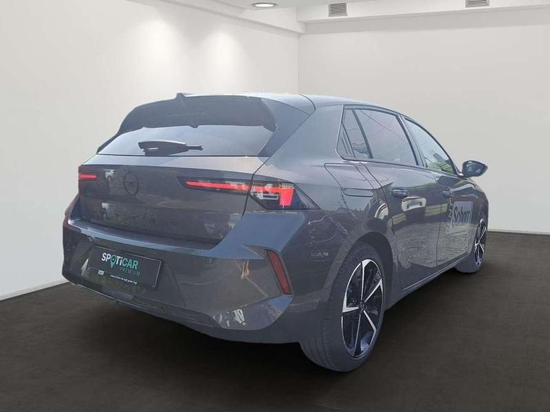 Gebraucht Opel Astra 131 PS (96 kW) 2025 Vulkan grau Limousine