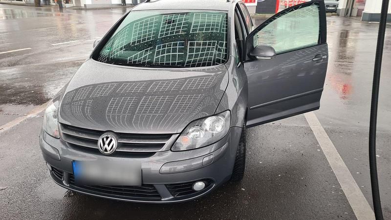 Gebraucht VW Golf Plus Cross 102 PS (75 kW) 2007 Grau Van / Kleinbus