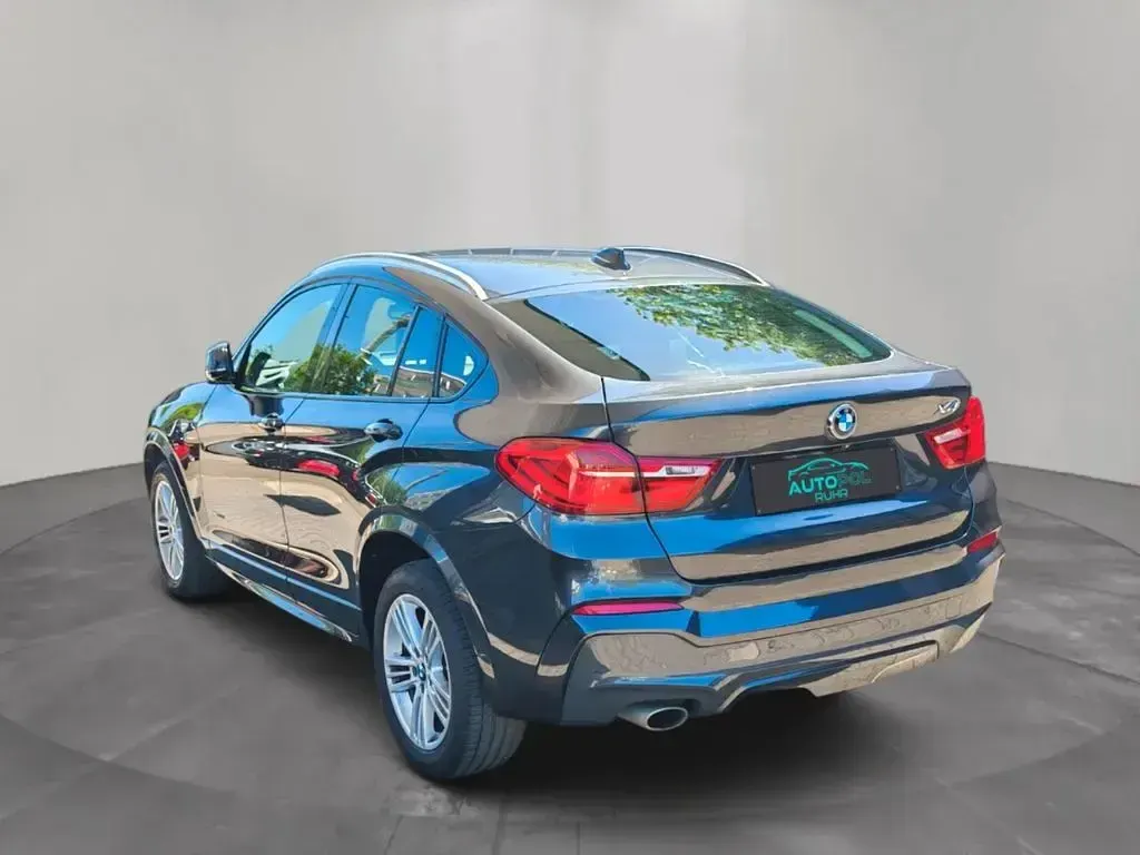 Gebraucht BMW X4 M Sport 190 PS (139 kW) 2018 Grau (sophistograu) SUV