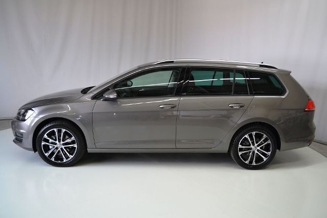 Gebraucht VW Golf VII Allstar 150 PS (110 kW) 2016 Grau metallic Kombi