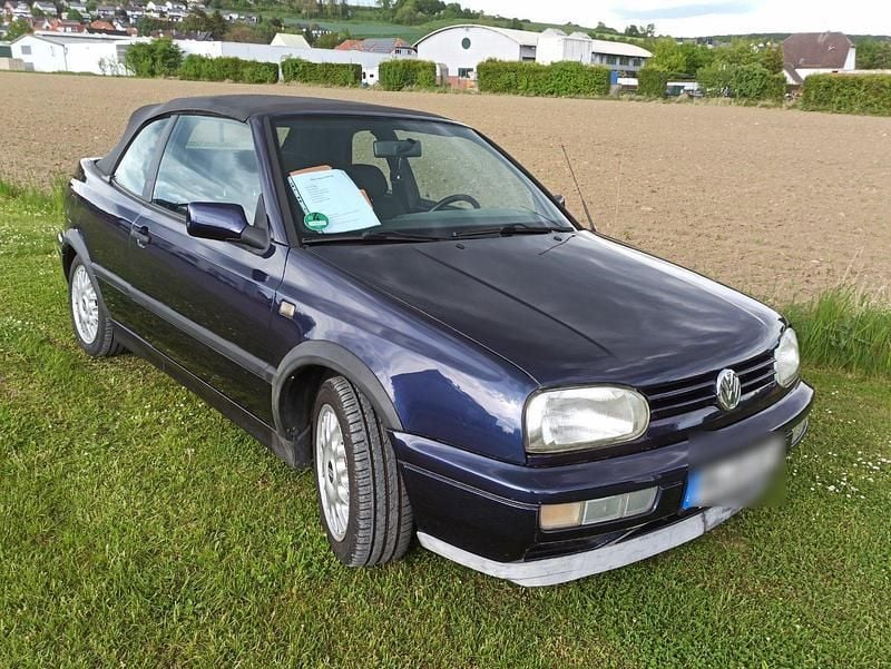 Blau Gebraucht 1995 VW Golf Cabriolet Cabrio | 2.600 € - Bild 1/4