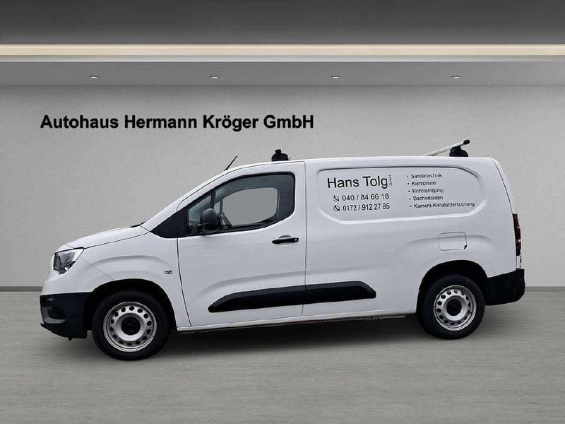 Gebraucht Opel Combo Selection 102 PS (75 kW) 2019 Jade weiss/arktis weiss Van