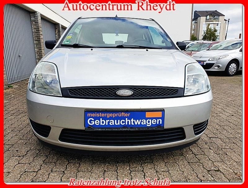 Gebraucht Ford Fiesta 60 PS (44 kW) 2005 Silber Kleinwagen