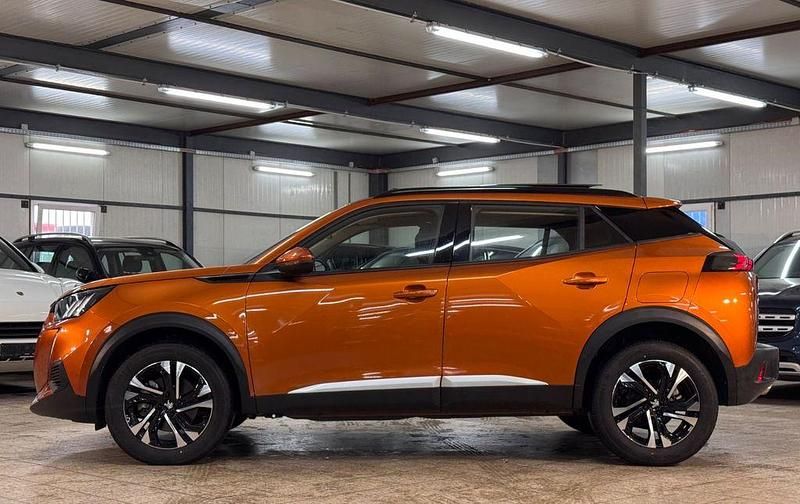 Gebraucht Peugeot 2008 Allure 136 PS (100 kW) 2024 Orange SUV