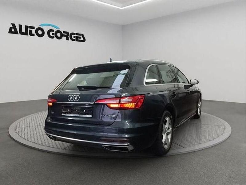 Gebraucht Audi A4 Advanced Plus 190 PS (139 kW) 2020 Grau Kombi