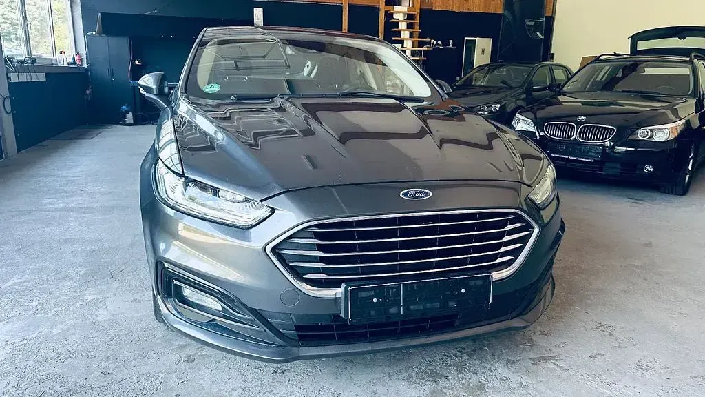 Gebraucht Ford Mondeo 150 PS (110 kW) 2020 Grau Limousine