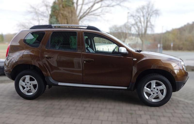 Gebraucht Dacia Duster Prestige 105 PS (77 kW) 2011 Braun SUV