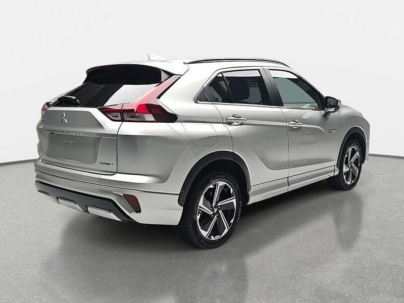 Gebraucht Mitsubishi Eclipse Cross Select 188 PS (138 kW) 2025 Silber SUV