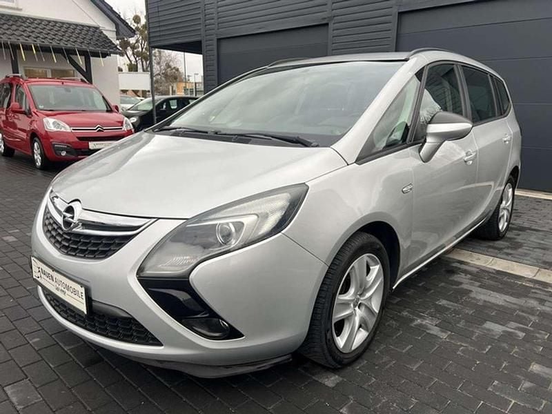 Gebraucht Opel Zafira Tourer Edition+ 140 PS (102 kW) 2014 Silber Van / Kleinbus