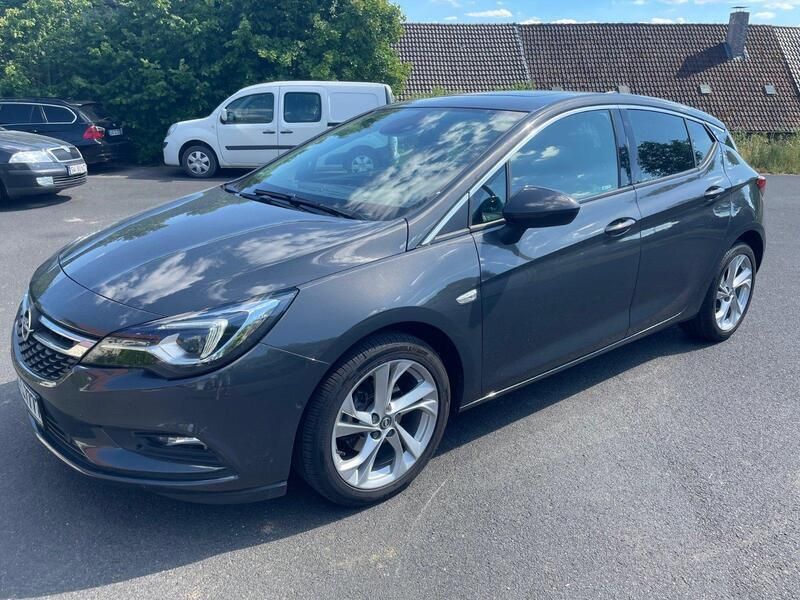 Grau Gebraucht 2016 Opel Astra Innovation Kombi | 13.450 € (Etwas zu teuer) - Bild 1/4
