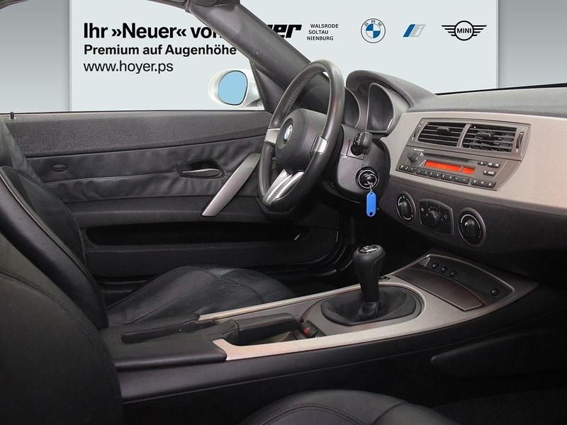Gebraucht BMW Z4 Sport Line 192 PS (141 kW) 2003 Silber Cabrio