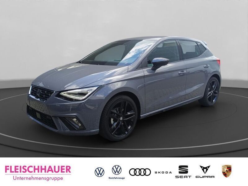 Grau Neu 2025 Seat Ibiza Black Edition Limousine | 30.190 € (Teuer) - Bild 1/4