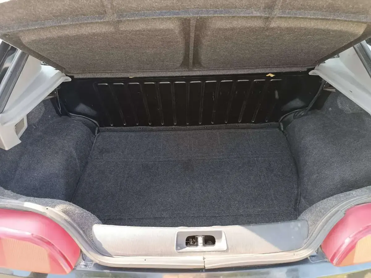 Gebraucht Alfa Romeo 146 120 PS (88 kW) 1998 Schwarz Kleinwagen