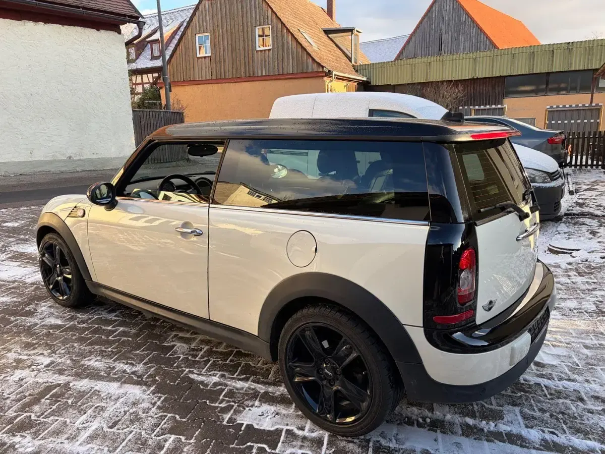 Usata Mini Cooper 122 CV (89 kW) 2010 Bianco Utilitaria