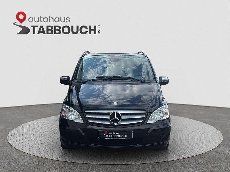 Schwarz Gebraucht 2014 Mercedes Viano Van / Kleinbus | 19.999 € - Bild 1/4