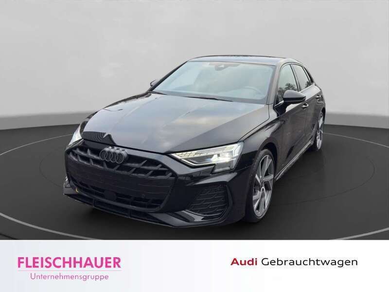 Mythosschwarz metallic Gebraucht 2025 Audi A3 Sportback S-Line Kombi | 39.990 € (Fairer Preis) - Bild 1/4