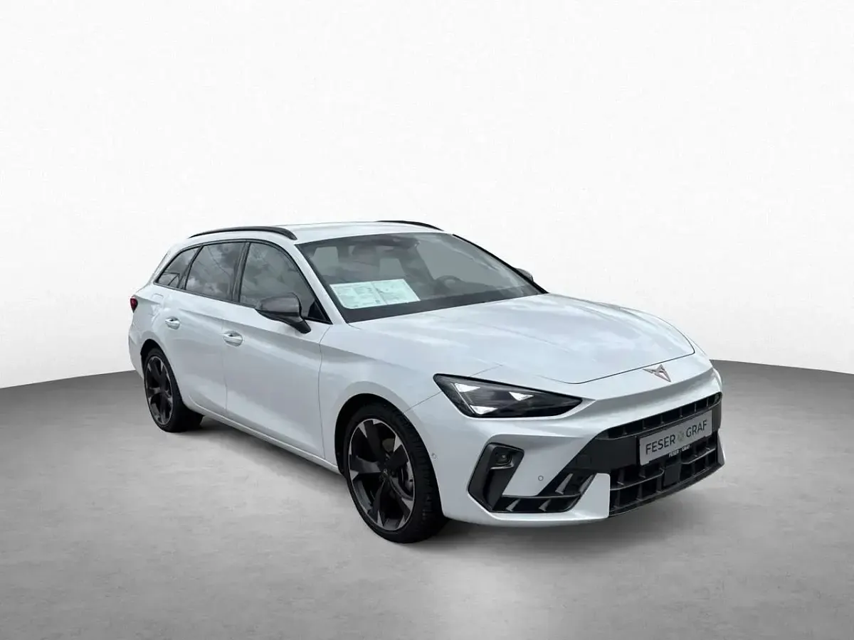 Używany Cupra Leon 150 KM (110 kW) 2025 Biały Kombi