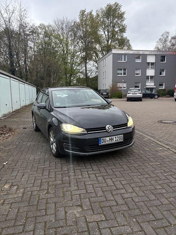 Gebraucht VW Golf VII Highline 140 PS (102 kW) 2013 Schwarz Limousine