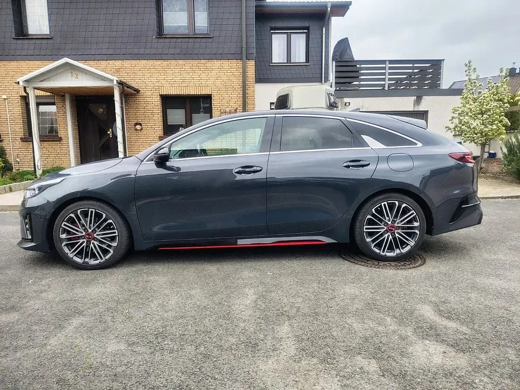 Gebraucht Kia ProCeed GT 204 PS (150 kW) 2020 Grau Kombi