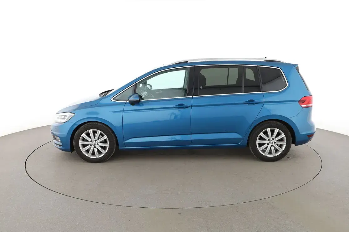 Gebraucht VW Touran Highline 150 PS (110 kW) 2017 Blau Van / Kleinbus