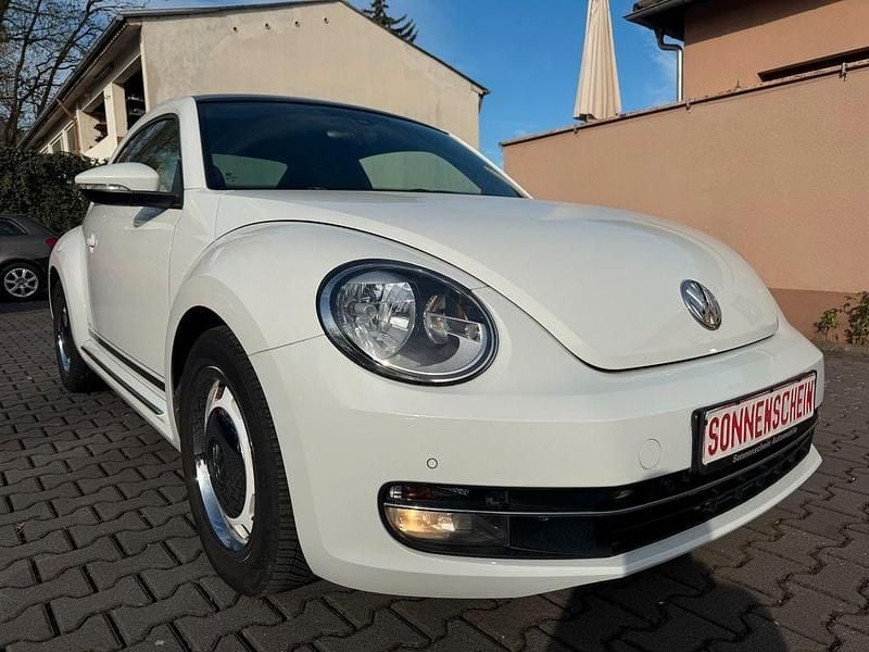 Gebraucht VW Beetle Cup 105 PS (77 kW) 2014 Weiß Kleinwagen