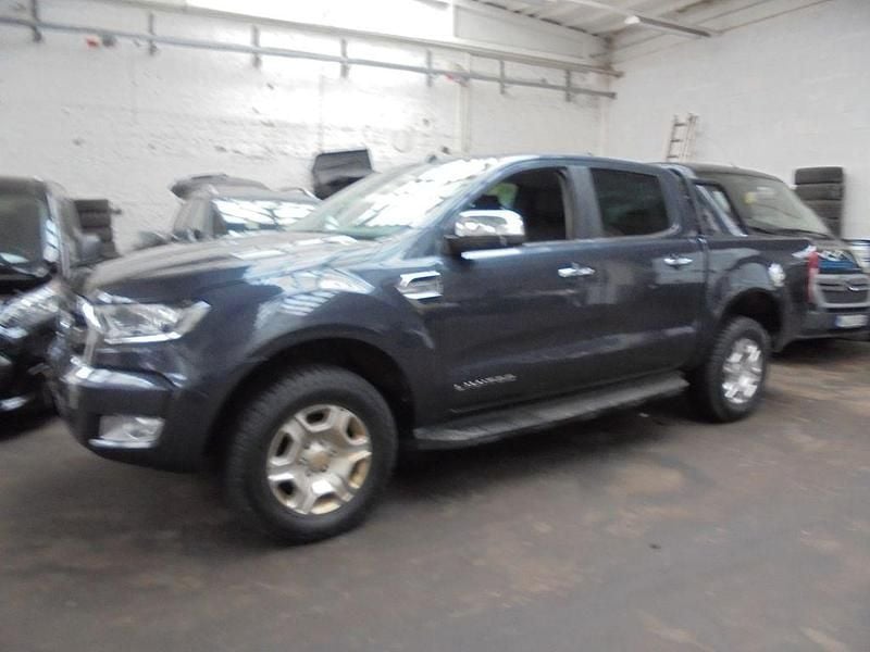 Gebraucht Ford Ranger Limited 160 PS (117 kW) 2018 Silber Abholung