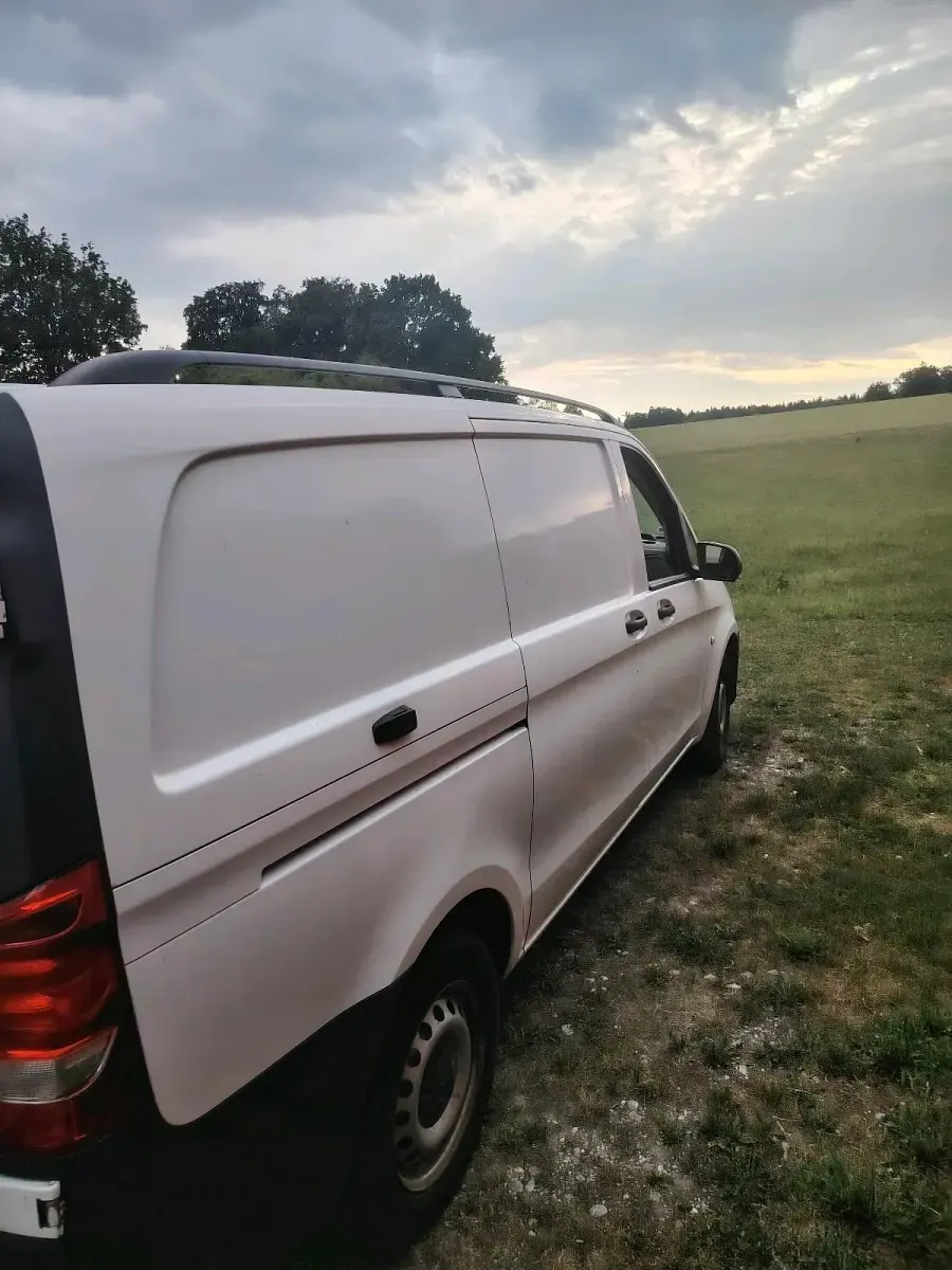 Gebraucht Mercedes Vito 155 PS (114 kW) 2017 Weiß Van
