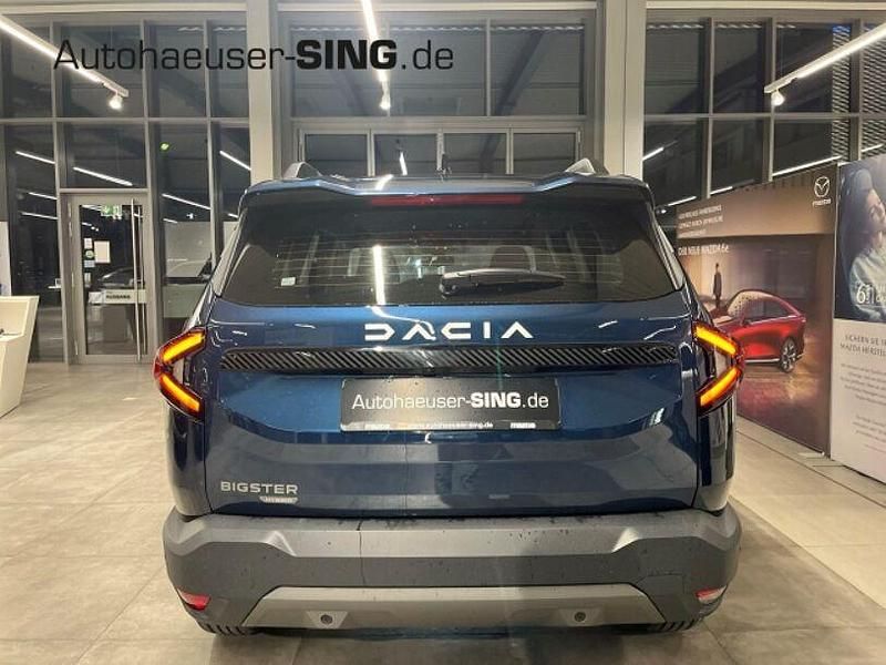 Neu Dacia Bigster Expression 156 PS (114 kW) 2025 Indigoblau SUV