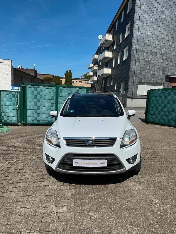 Używany Ford Kuga 163 KM (119 kW) 2012 Biały SUV
